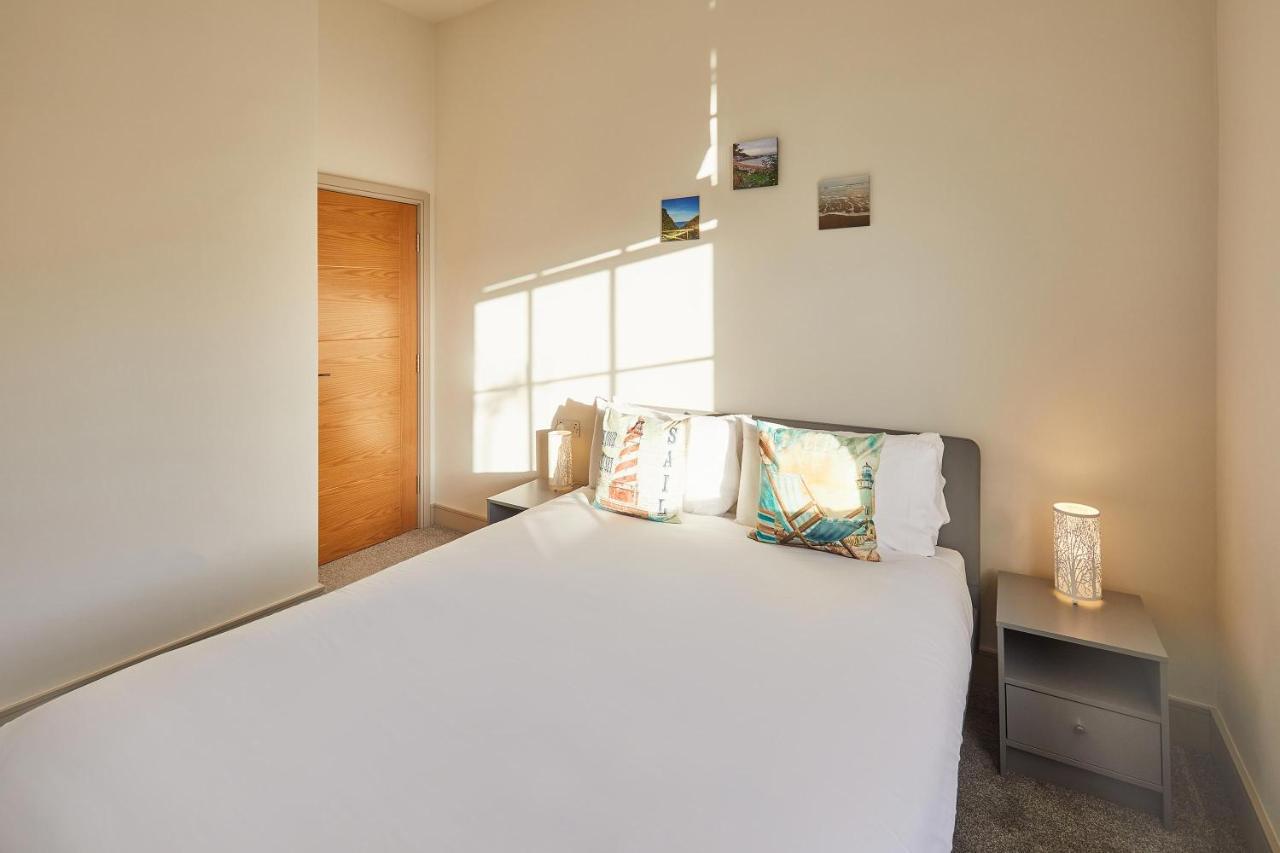 Host & Stay - 2 Maritime Apartments Скарборо Екстер'єр фото